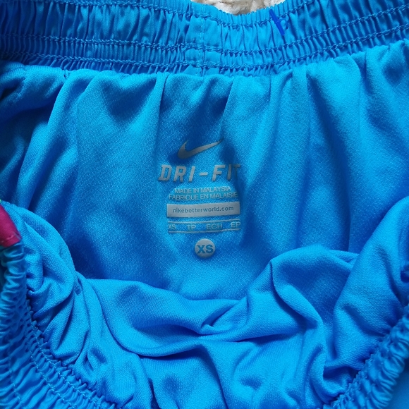 Nike Dri-FIT blue shorts - Picture 3 of 4